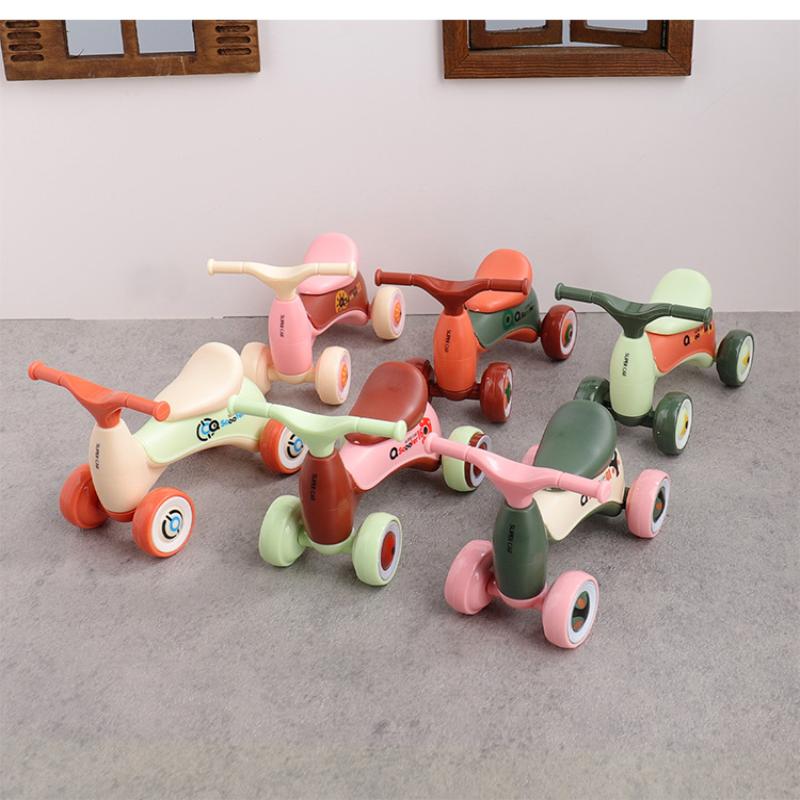 1 Stück Simuliertes Mini-Balan – Electric Scooter Bewertung und Preis